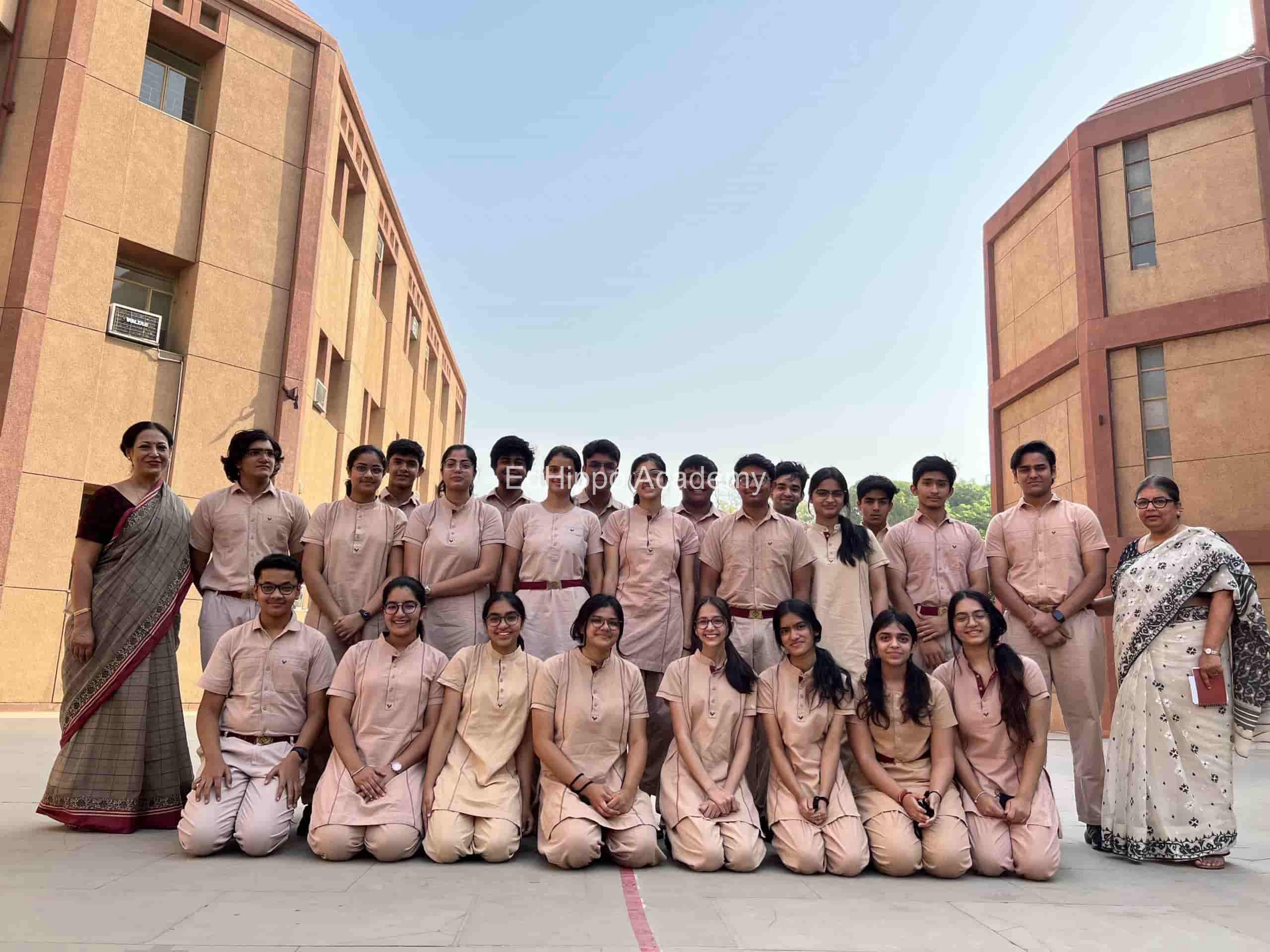 Vasant Valley School school photo | EdHippo Academy