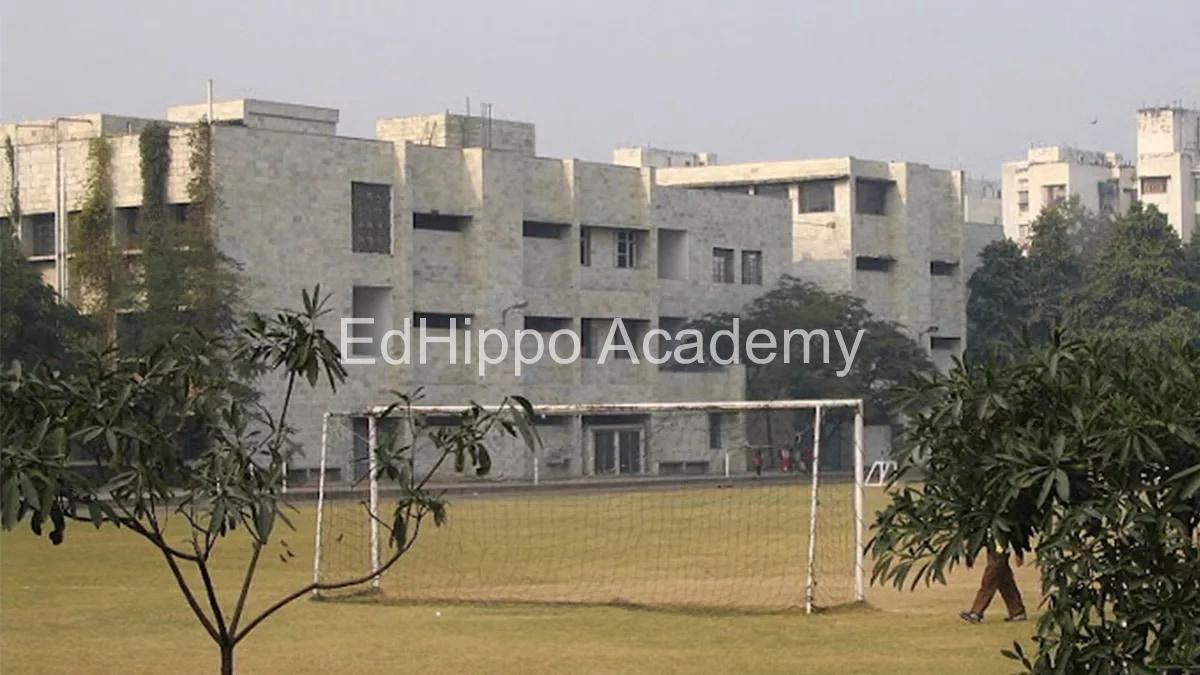 The Mother's International School school photo | EdHippo Academy