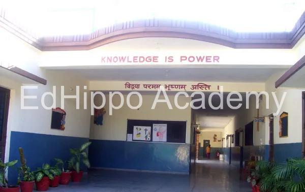 Constancia School school photo | EdHippo Academy
